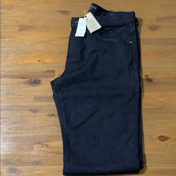 Banana Republic Other - Banana Republic Traveler Jeans. 34x34 Slim.